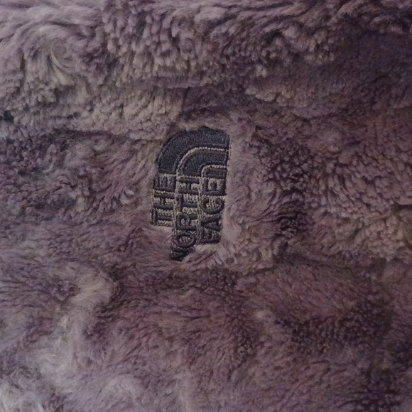 The North Face Mossbud Insulated Reversible Puffer Jacket Size M Packable Plum - Picture 13 of 14